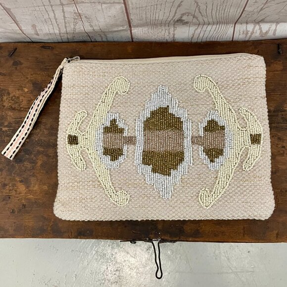 America & Beyond beaded cloth clutch - Picture 3 of 5